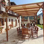 Charalambos Aparthotel