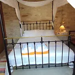 Aparthotel Charalambos