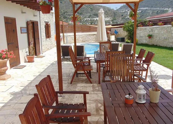 Aparthotel Charalambos