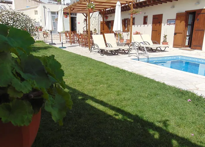 Aparthotel Charalambos Kalavasos