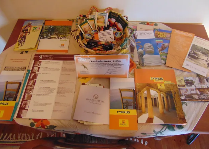 Charalambos Aparthotel