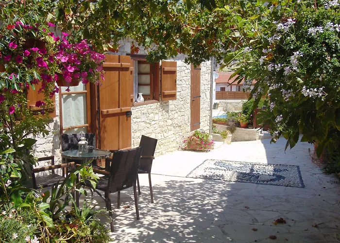 Aparthotel Charalambos